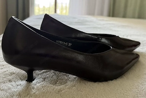  Damenschuhe mit kleinem Absatz, Pumps Bild 5