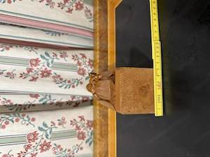 Holzschnitzerei Hl. Theresia von Lisieux mit Rosen & Kreuz (ca. 30 cm)   Massivholz geschnitzt Bild 6