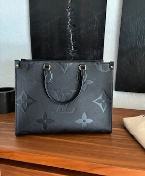 Louis Vuitton  Bild 3