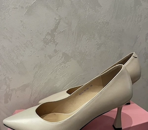  Damenschuhe sehr gut Bild 3