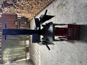 AL-KO Holzspalter LSV 560 8 (8 Tonnen Spaltkraft)   Stehender Brennholzspalter   Top Zustand Bild 2