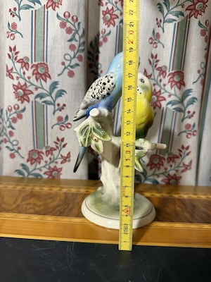 Vintage Porzellanfigur Wellensittich-Pärchen auf Ast (ca. 19 cm)   Sammler   Deko
