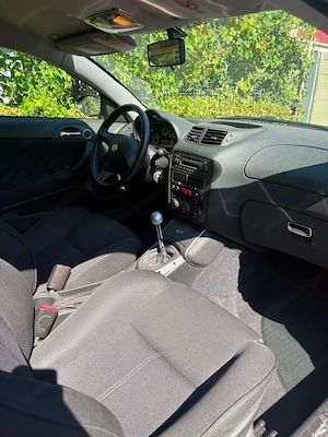 Alfa Romeo GT  Sportwagen   Coupé Bild 5