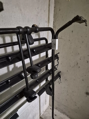 SCHNELLABHOLER: Thule BackPac 973 (Schwarz) für 4 Räder   komplett mit VW T5 T6 & Opel Kit Bild 3