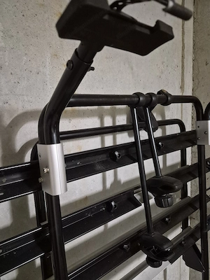 SCHNELLABHOLER: Thule BackPac 973 (Schwarz) für 4 Räder   komplett mit VW T5 T6 & Opel Kit Bild 4