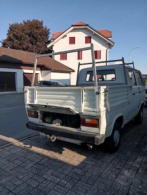 VW-Bus Doppelkabine 247 Bild 2