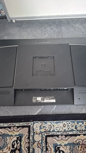     AOC 4K Monitor Bild 7