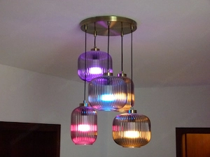 Design-Pendelleuchte 5-flammig Riffelglas Messing   neuwertig Bild 6