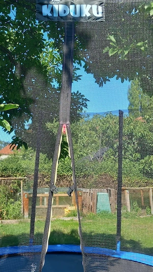 Kiduku Trampolin Durchmesser 3,05 m und Höhe 2,60 m in Lauterach abzugeben Bild 4
