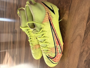 Fußballschuh Nike Mercurial Gr. 36,5 Bild 2
