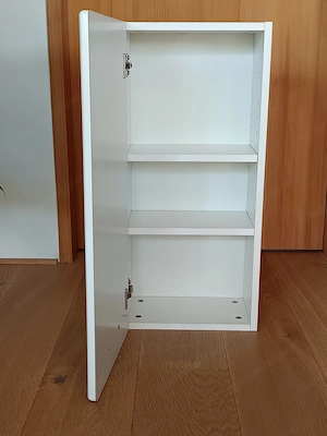 kleiner Wandschrank geeignet für Bad, Keller, Hobbyraum etc. Bild 4