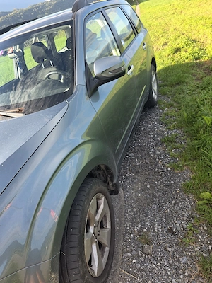 Verkaufe meinen Subaru  Bild 2