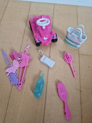 Barbie Kinderwagen mit Zubehör Bild 2