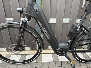 KTM macina Power Sport 11 Plus E-Trekking-Bike  Bild 2