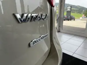 Suzuki Vitara Bild 12