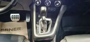 Renault Arkana Bild 17