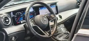 Mercedes-Benz E 300 Bild 13