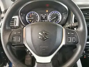Suzuki S-Cross Bild 9