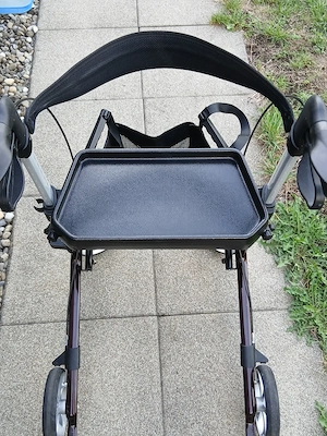 Rollator Russka vital Carbon  rubinrot, sehr leicht Bild 4