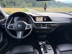 BMW 1er-Reihe 118i, M-Paket Interieur - Exterieur Sport-Line Klein-  Kompaktwagen Bild 4