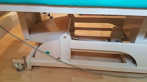 Praxisliege Optimum-2, elektrisch 2-tlg Bild 3