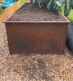 Hochbeet mit toller Patina Bild 5