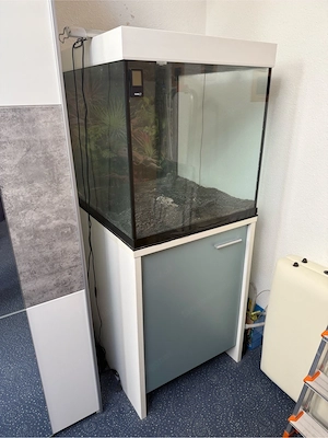 Einzelanfertigung: 300L Würfel-Aquarium inkl. Unterschrank Bild 2