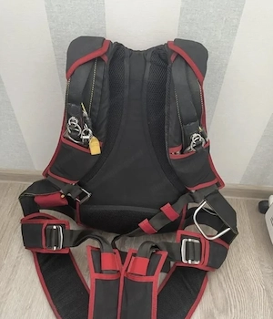 Fallschirmsystem 150, 170 Bild 2
