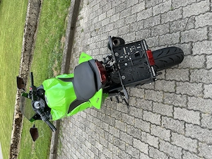 Kawasaki Ninja 250r Bild 2