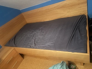 Tischler bett Bild 4