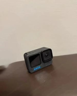 GoPro Hero 12 + 2 batterie + accessori