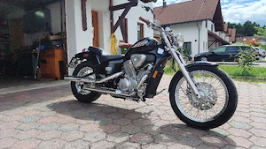 Honda Shadow VLX 600 Bild 2