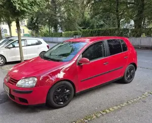 VW Golf 5 zu verkaufen Bild 3