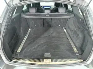 Mercedes-Benz E-Klasse Bild 11