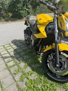 Yamaha XJ6 N  Bild 2