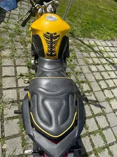 Yamaha XJ6 N  Bild 3