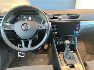 Skoda Superb Kombi 2.0 TDI Bild 3