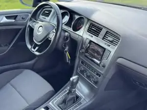 VW Golf Bild 12
