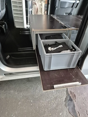 Peugeot Traveller mit Campingausstattung Bild 3