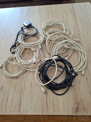 Verschiedene Netzkabel - Verteiler  Bild 4