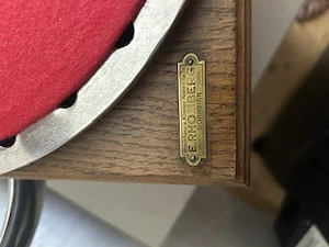 Altes Grammophon mit Schellakplatten zu verkaufen Bild 2
