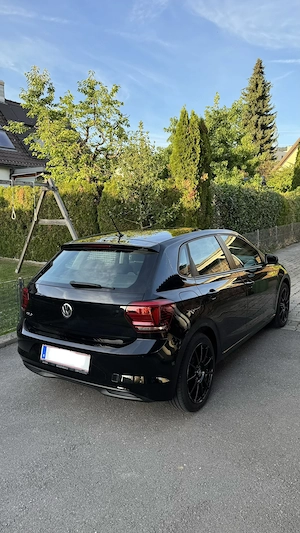 VW Polo 1,0 Klein-  Kompaktwagen Bild 3