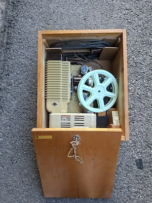 Schmalfilmprojektor Bild 4