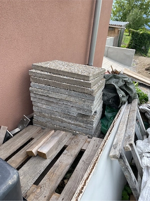 Waschbetonplatten zu verschenken