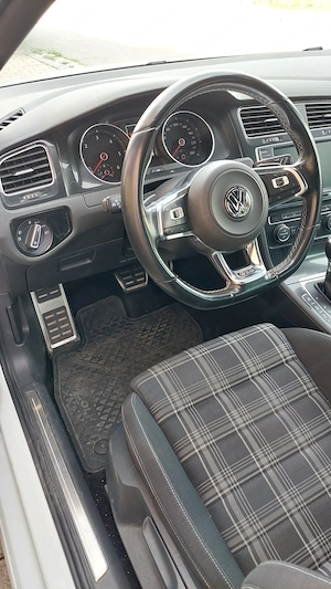 VW Golf Variant GTD Bild 7