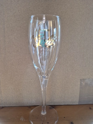 wein sekt gläser Bild 3