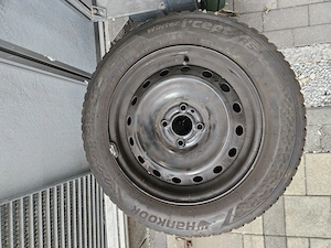 Winterräder mit Stahlfegen und Radzierblenden (2 Sets) Bild 3