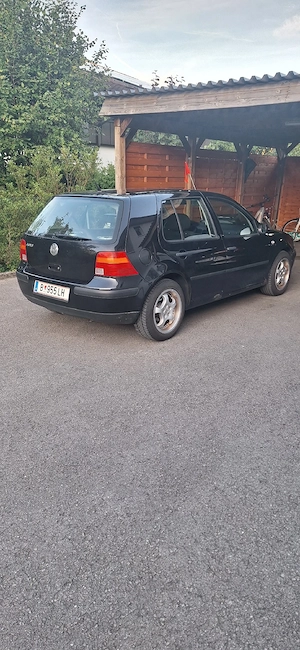 Verkaufe VW 4Golf Bild 5