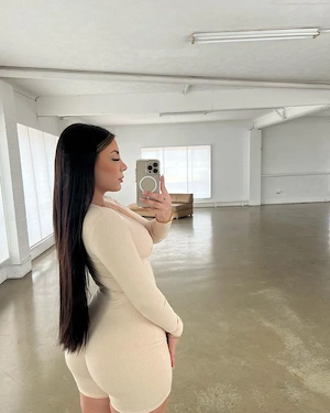 Ein neues Mädchen in der Stadt Privat Diskret