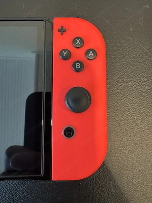 Nintendo Switch 1 Konsole mit Zubehör Bild 5